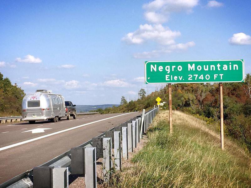 Negro Mountain signs removed